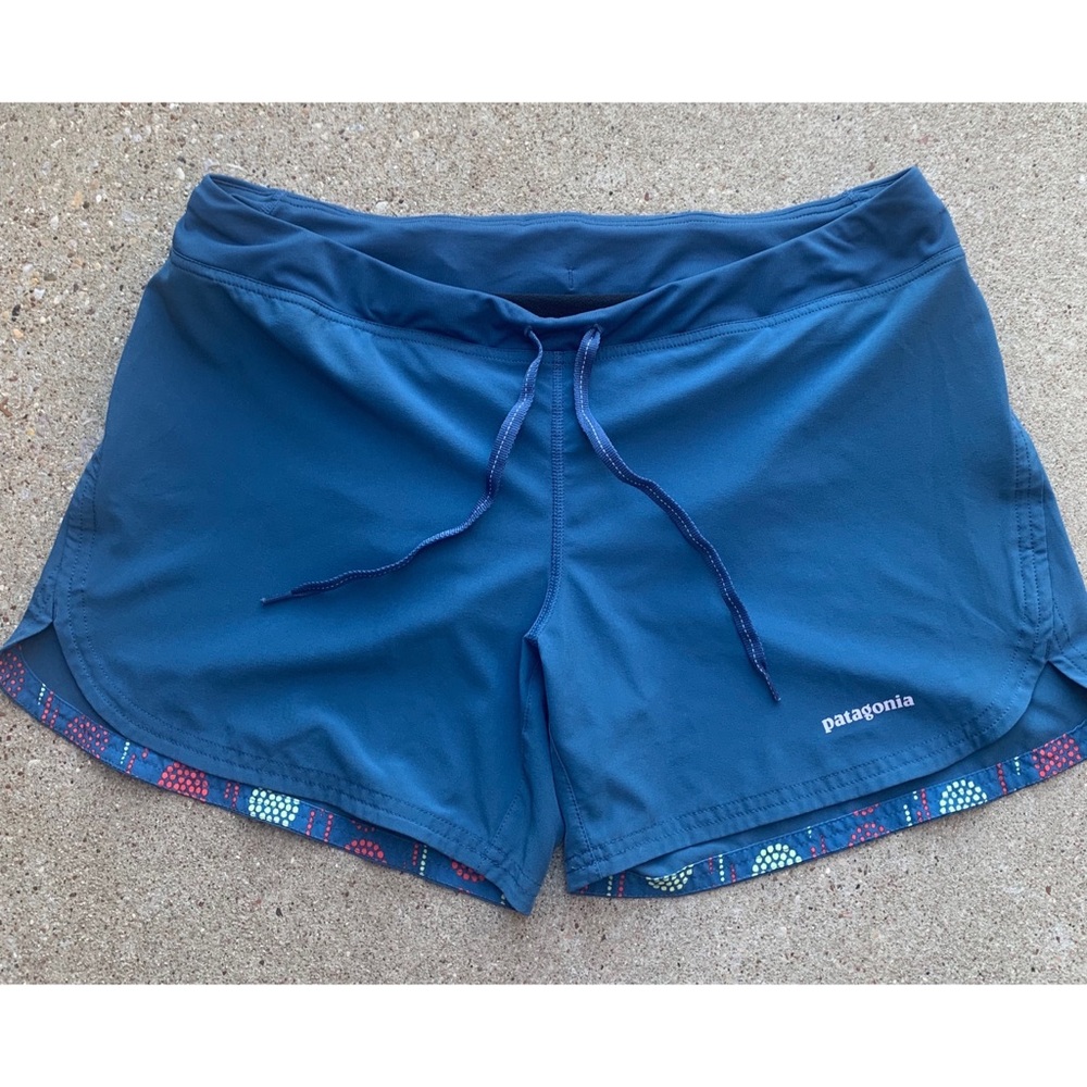 Patagonia woman’s shorts size Large